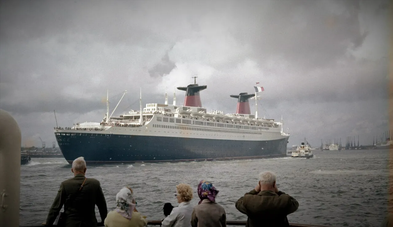 SS France